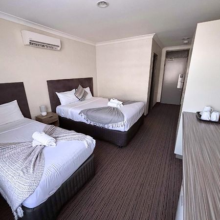 Prince Of Wales Hotel, Bunbury Bagian luar foto